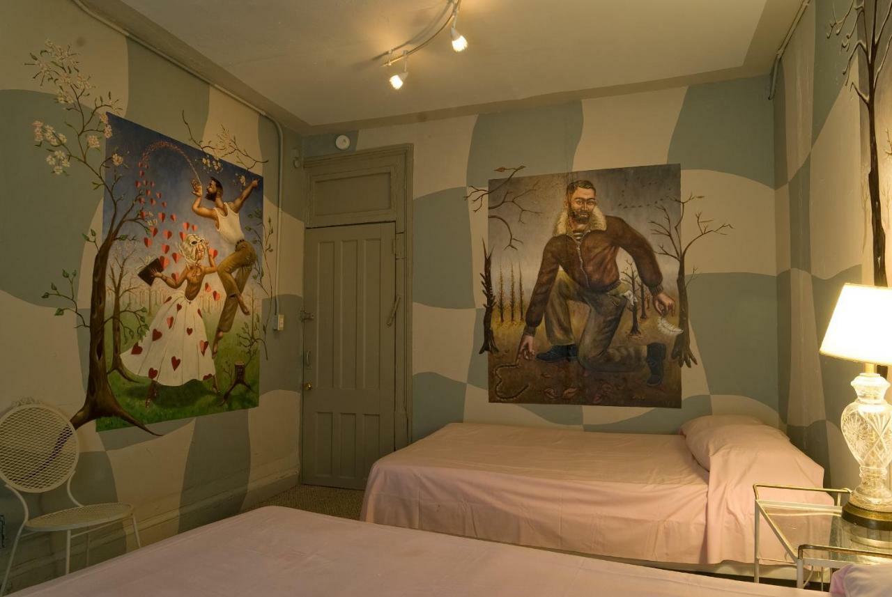 Carlton Arms Hotel Ню Йорк Стая снимка